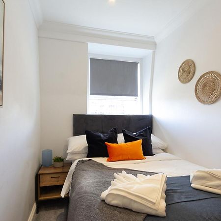 Cosy Central 2 Bedroom - Near Brighton Beach & Shops! 외부 사진